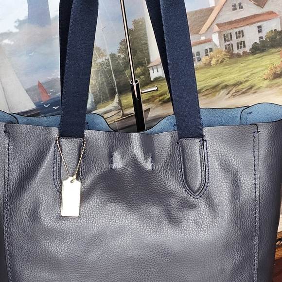 Coach Derby Navy Blue Soft Pebbled Leather Tote Bag - Picture 14 of 14